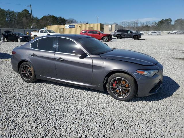 ZARFAEDN4J7572553 - 2018 ALFA ROMEO GIULIA Q4 გრაფიტი ფოტო 4