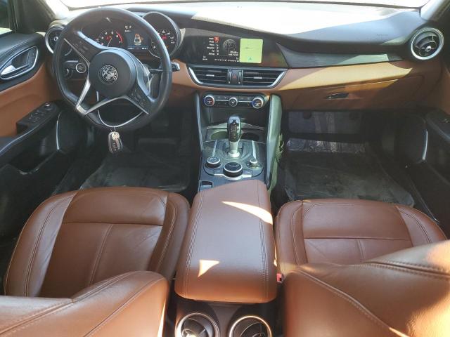 ZARFAEDN4J7572553 - 2018 ALFA ROMEO GIULIA Q4 გრაფიტი ფოტო 8