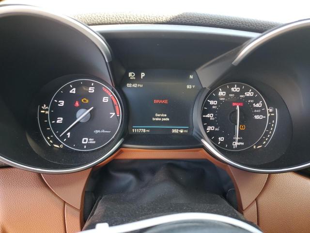 ZARFAEDN4J7572553 - 2018 ALFA ROMEO GIULIA Q4 გრაფიტი ფოტო 9