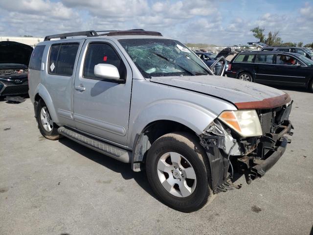 5N1AR18W57C644963 - 2007 NISSAN PATHFINDER LE 银色 照片 4
