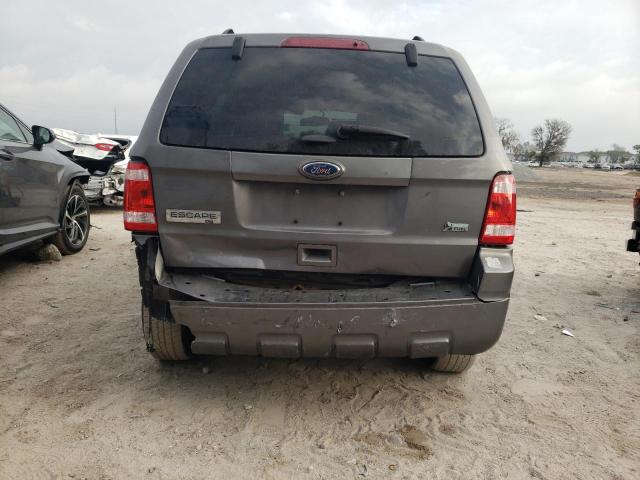 1FMCU0DG9BKB58364 - 2011 FORD ESCAPE XLT GRAY photo 6