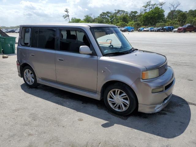 JTLKT324640150805 - 2004 TOYOTA SCION XB SILVER photo 4