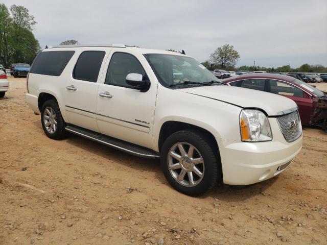 1GKS2MEF6BR309580 - 2011 GMC YUKON XL DENALI WHITE photo 4