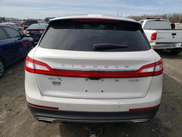 2LMTJ8LR5GBL60585 - 2016 LINCOLN MKX RESERVE WHITE photo 6