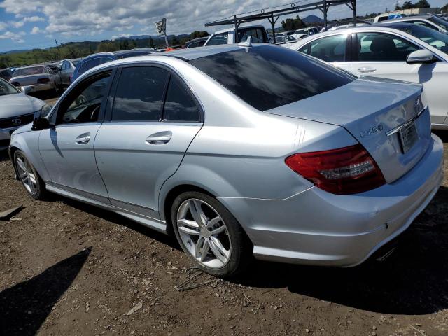 WDDGF4HB5DR244194 - 2013 MERCEDES-BENZ C 250 SILVER photo 2