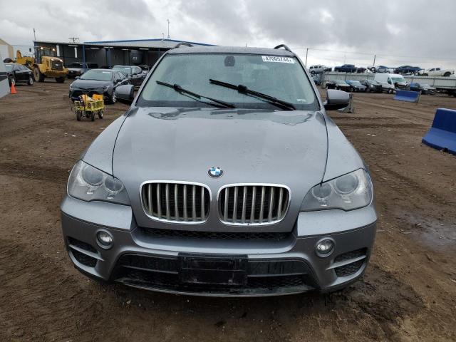 5UXZV4C5XD0B10469 - 2013 BMW X5 XDRIVE35I GRAY photo 5