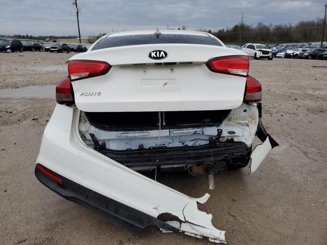 3KPFK4A73JE180283 - 2018 KIA FORTE LX WHITE photo 6