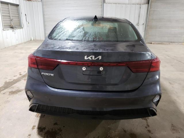 3KPF24ADXPE641929 - 2023 KIA FORTE LX GRAY photo 6