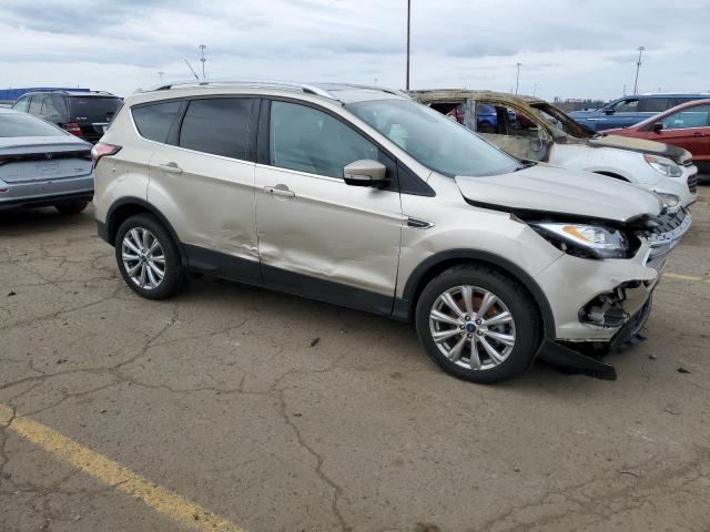 1FMCU9J9XJUD28230 - 2018 FORD ESCAPE 4D TITANIUM GOLD photo 4