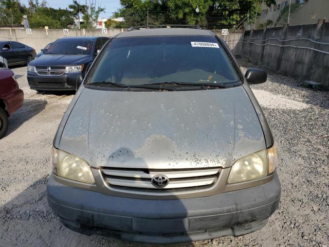 4T3ZF19CX2U424714 - 2002 TOYOTA SIENNA CE GOLD photo 5