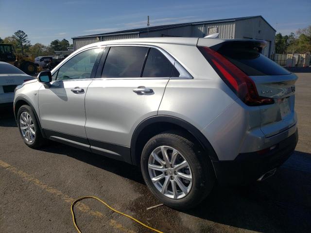 1GYAZAR46MF070993 - 2021 CADILLAC XT4 LUXURY SILVER photo 2