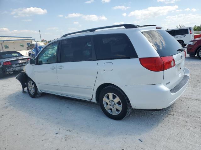 5TDZA22C46S405663 - 2006 TOYOTA SIENNA XLE WHITE photo 2