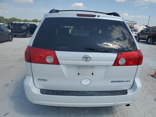 5TDZA22C46S405663 - 2006 TOYOTA SIENNA XLE WHITE photo 6