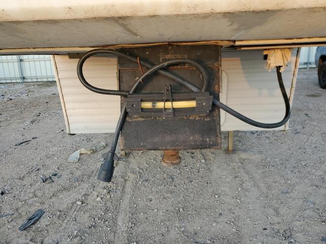 1EA5T2820N2932597 - 1992 TERR CAMPER CREAM photo 7