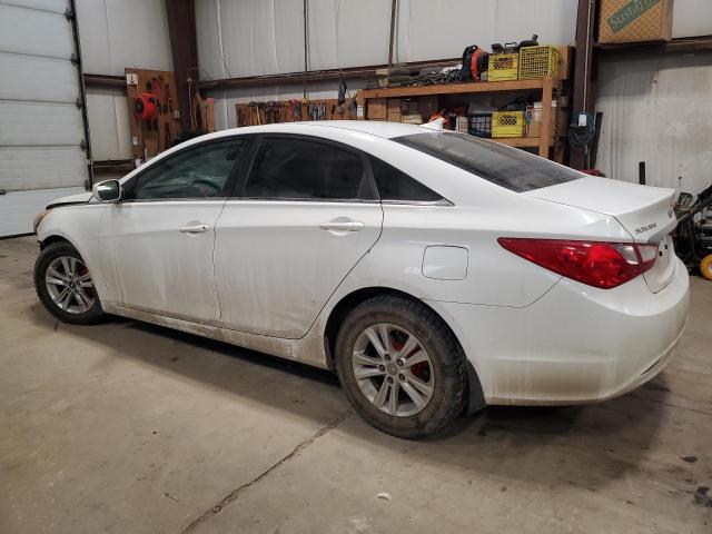 5NPEB4AC3BH106187 - 2011 HYUNDAI SONATA GLS WHITE photo 2