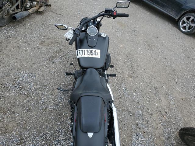 JH2RC5373NK200832 - 2022 HONDA VT750 C2B BLACK photo 6