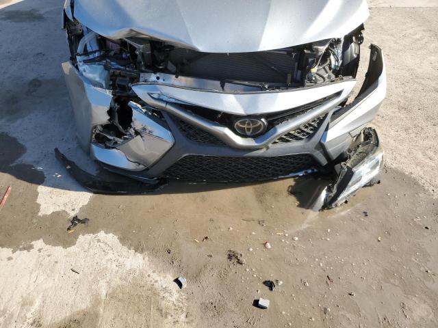 4T1B11HK4KU280417 - 2019 TOYOTA CAMRY L SILVER photo 12