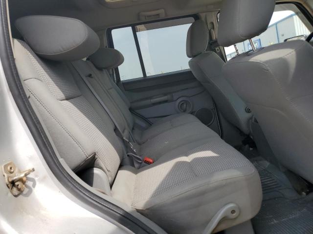1J8HG48P27C621796 - 2007 JEEP COMMANDER 银色 照片 11