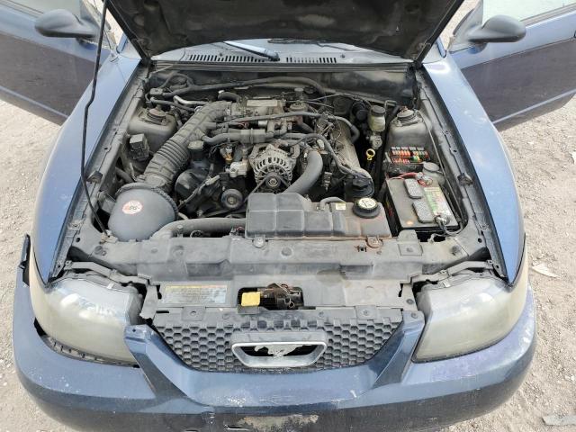 1FAFP42X82F169552 - 2002 FORD MUSTANG GT BLUE photo 11