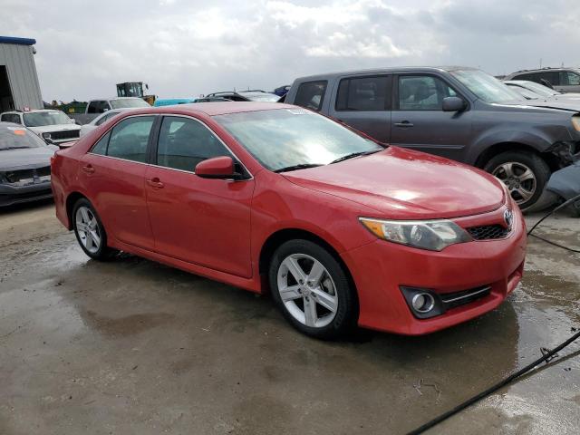 4T1BF1FK7DU714689 - 2013 TOYOTA CAMRY L RED photo 4