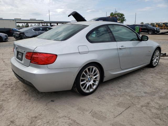 WBAKE3C59CE769670 - 2012 BMW 328 I SILVER photo 3