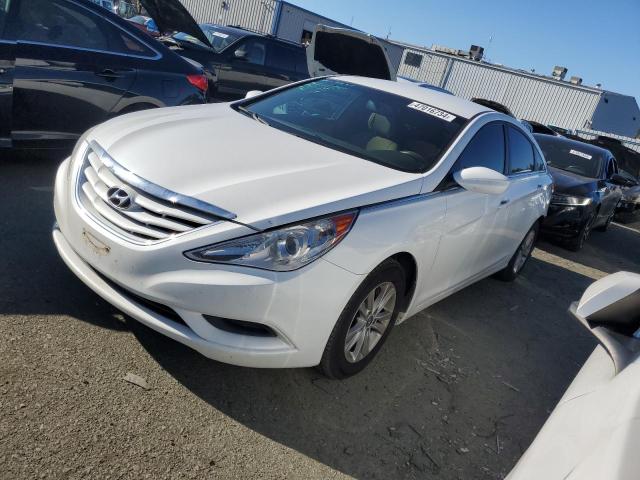 2011 HYUNDAI SONATA GLS, 