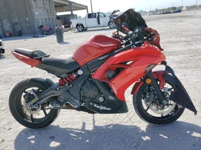 JKAEXEE10CDA03815 - 2012 KAWASAKI EX650 EC RED photo 1