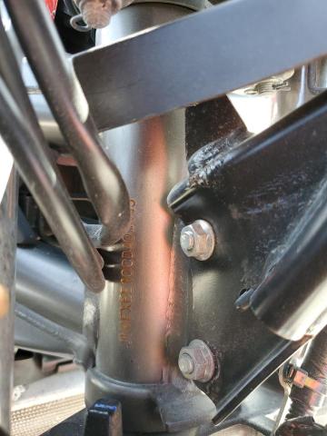 JKAEXEE10CDA03815 - 2012 KAWASAKI EX650 EC RED photo 9