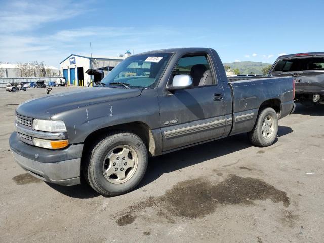 2002 CHEVROLET SILVERADO C1500, 