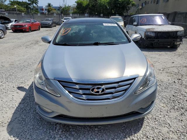 5NPEC4AC0CH322433 - 2012 HYUNDAI SONATA SE GRAY photo 5