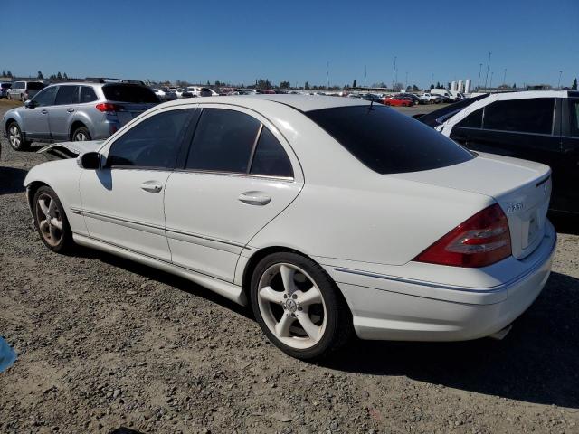 WDBRF52H76A904354 - 2006 MERCEDES-BENZ C 230 WHITE photo 2