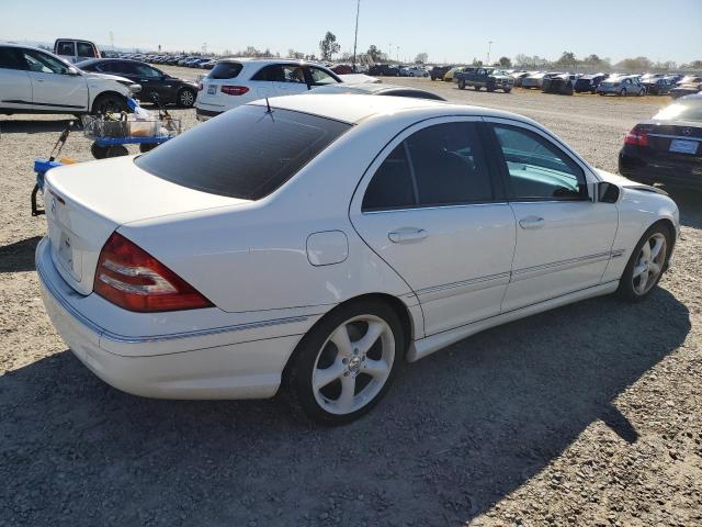 WDBRF52H76A904354 - 2006 MERCEDES-BENZ C 230 WHITE photo 3