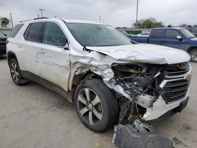 1GNERHKW5JJ127793 - 2018 CHEVROLET TRAVERSE LT WHITE photo 4