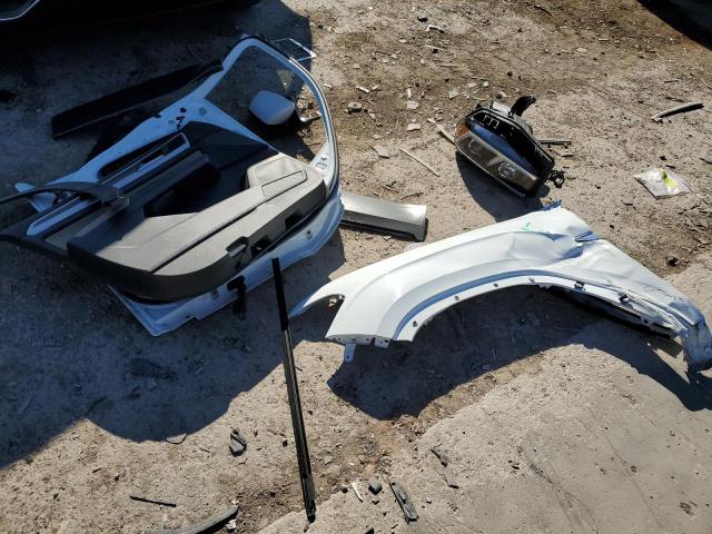 1V2KC2CA2NC219630 - 2022 VOLKSWAGEN ATLAS CROS SE Белый фото 12