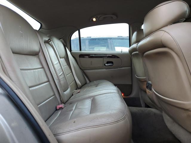 1LNHM81W81Y700002 - 2001 LINCOLN TOWN CAR EXECUTIVE Braun Foto 10