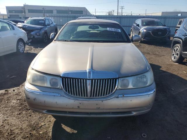 1LNHM81W81Y700002 - 2001 LINCOLN TOWN CAR EXECUTIVE Braun Foto 5