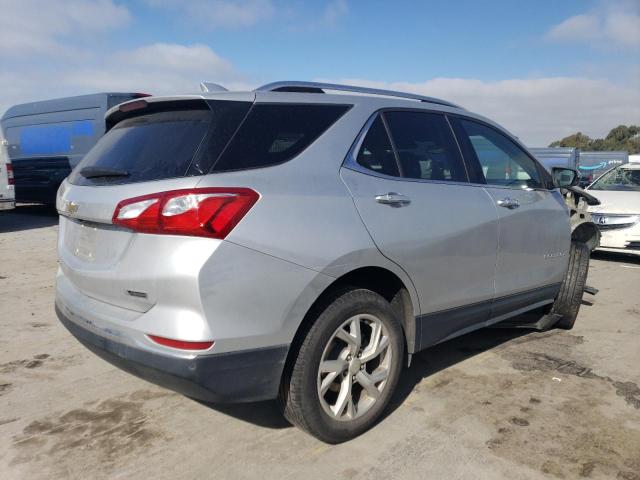 3GNAXMEV1JS621020 - 2018 CHEVROLET EQUINOX PREMIER SILVER photo 3