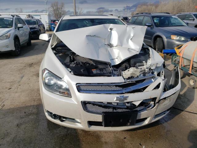 1G1ZE5E79BF390214 - 2011 CHEVROLET MALIBU LTZ თეთრი ფოტო 5