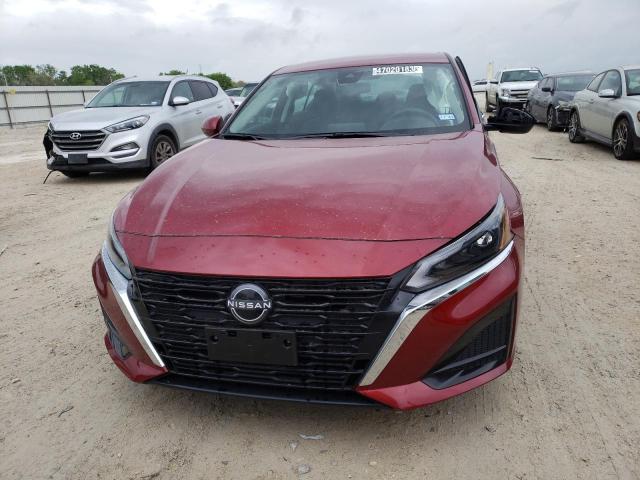 1N4BL4DV2PN337172 - 2023 NISSAN ALTIMA SV RED photo 5