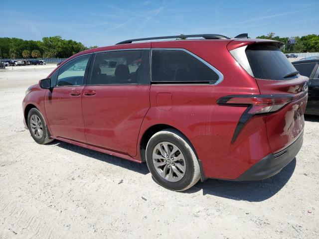 5TDKRKEC3NS077785 - 2022 TOYOTA SIENNA LE RED photo 2