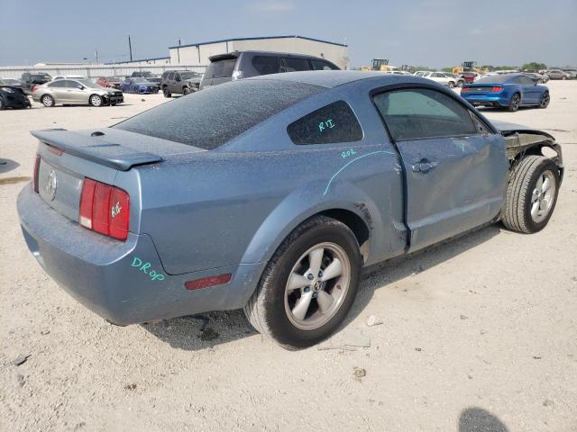 1ZVHT80NX85146406 - 2008 FORD MUSTANG BLUE photo 3