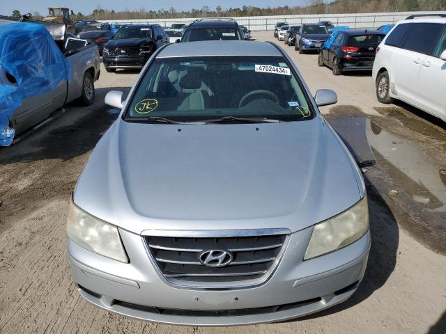 5NPET4AC3AH604966 - 2010 HYUNDAI SONATA GLS SILVER photo 5