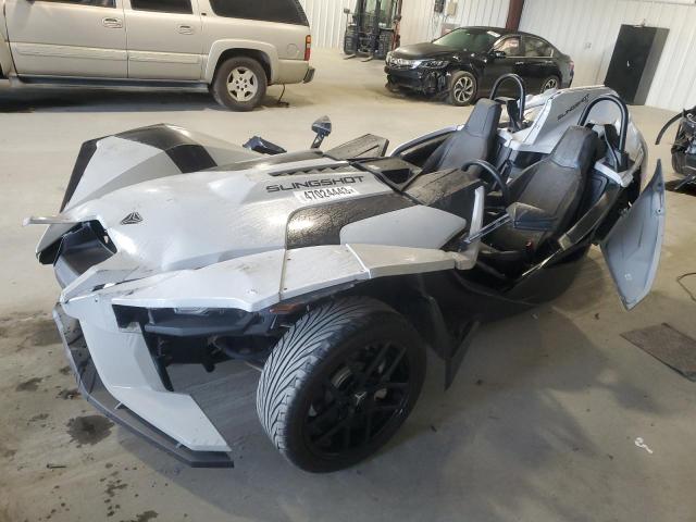 57XAASHD8N8147736 - 2022 POLARIS SLINGSHOT S TWO TONE photo 1