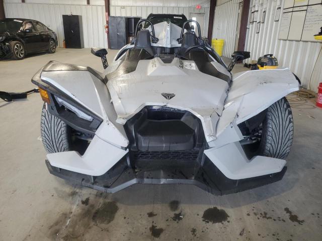 57XAASHD8N8147736 - 2022 POLARIS SLINGSHOT S TWO TONE photo 5