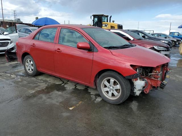 1NXBU4EE2AZ254355 - 2010 TOYOTA COROLLA BASE RED photo 4