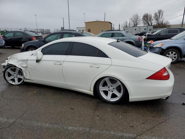 WDDDJ75X56A038636 - 2006 MERCEDES-BENZ CLS 500C WHITE photo 2