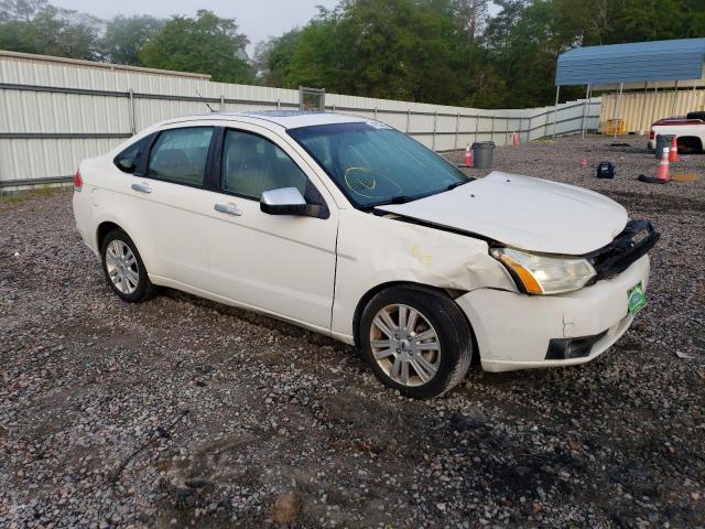 1FAHP3HN8BW186909 - 2011 FORD FOCUS SEL WHITE photo 4