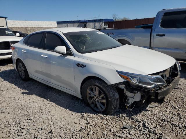 5XXGT4L35LG380989 - 2020 KIA OPTIMA LX WHITE photo 4