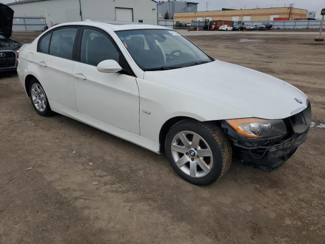 WBAVC93567KX60552 - 2007 BMW 328 XI WHITE photo 4