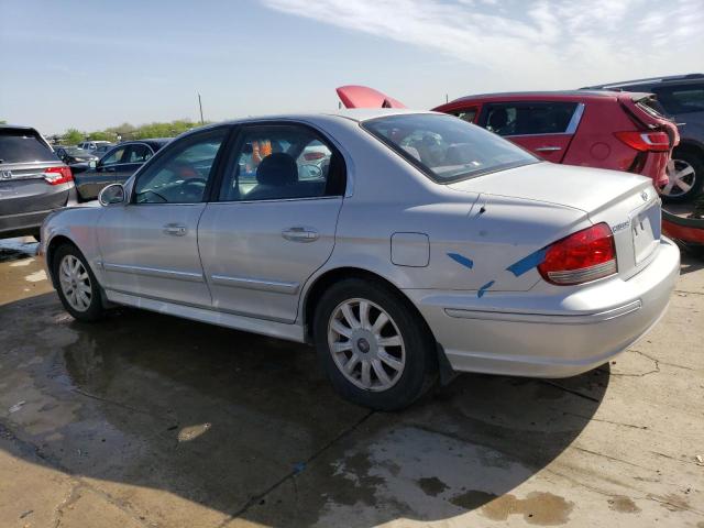 KMHWF35H22A708025 - 2002 HYUNDAI SONATA GLS SILVER photo 2